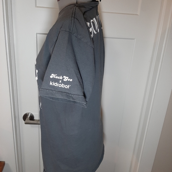 KIDROBOT Unisex Gray Shirt - Picture 3 of 5